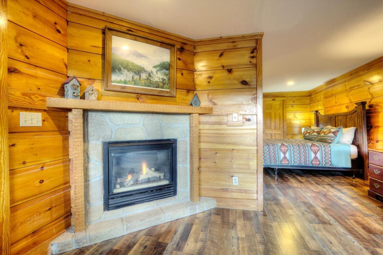 Great Wolf Cabin In Pigeon Forge! Villa Ngoại thất bức ảnh